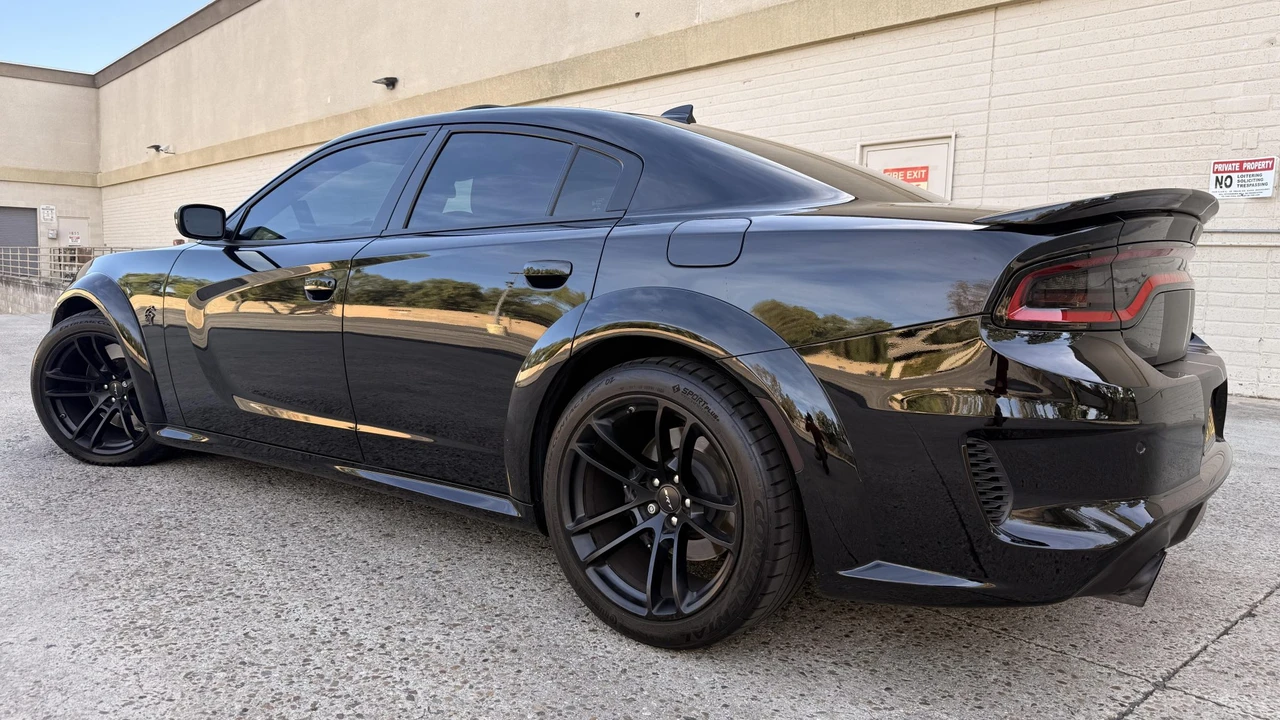 2023 Dodge Charger SRT Hellcat 7th Gen - Image 20 of 31