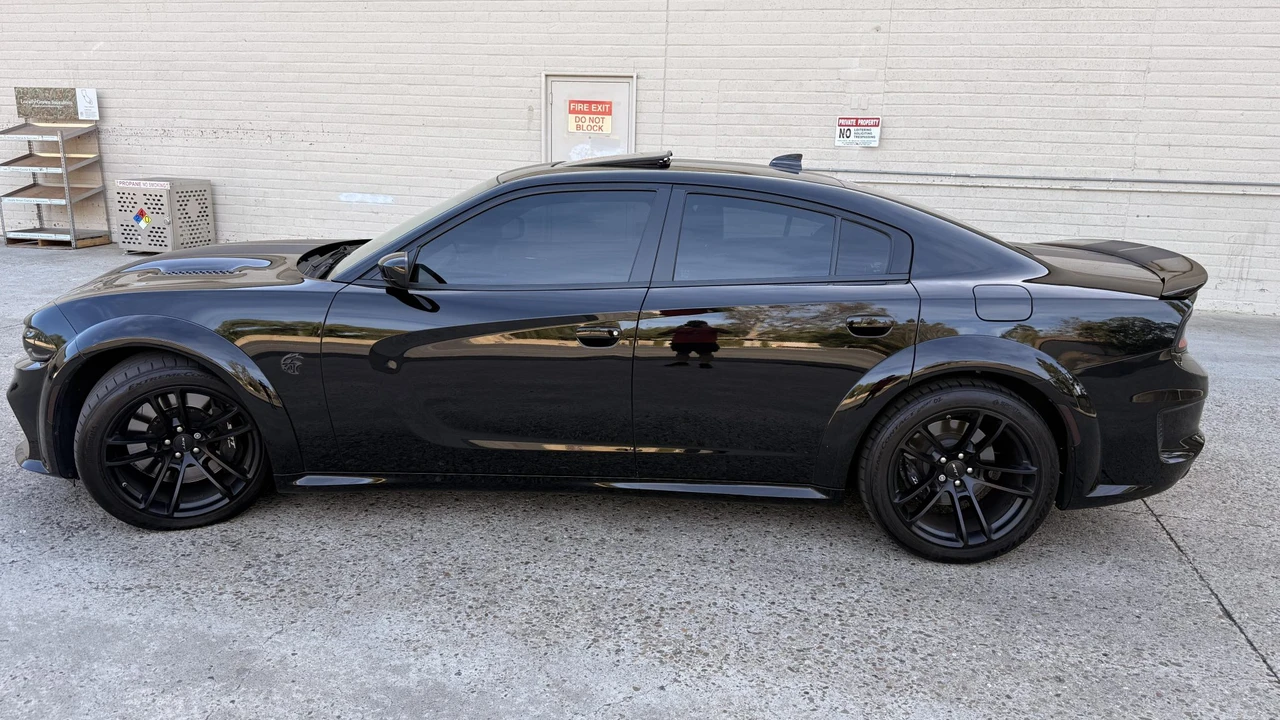 2023 Dodge Charger SRT Hellcat 7th Gen - Image 14 of 31