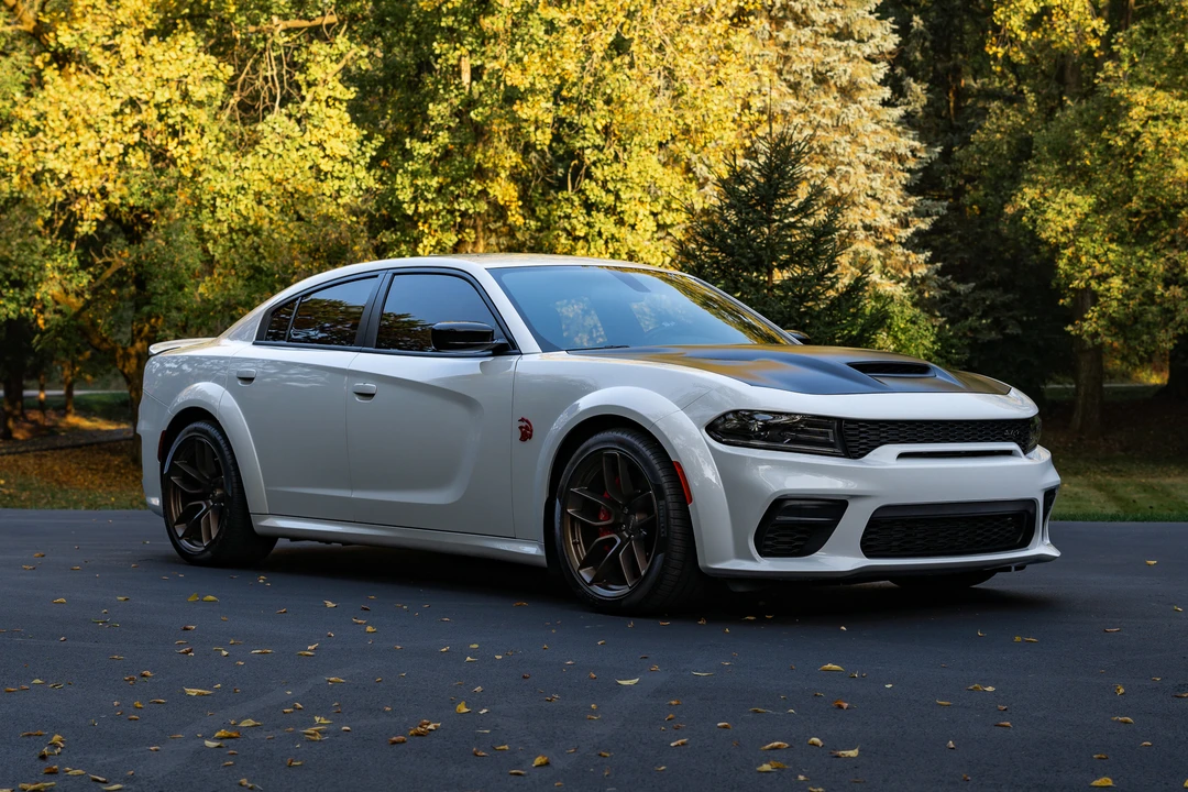 2023 Dodge Charger SRT Hellcat 7th Gen - Image 13 of 31