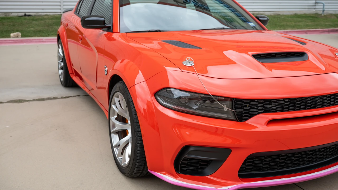 2023 Dodge Charger SRT Hellcat 7th Gen - Image 16 of 31