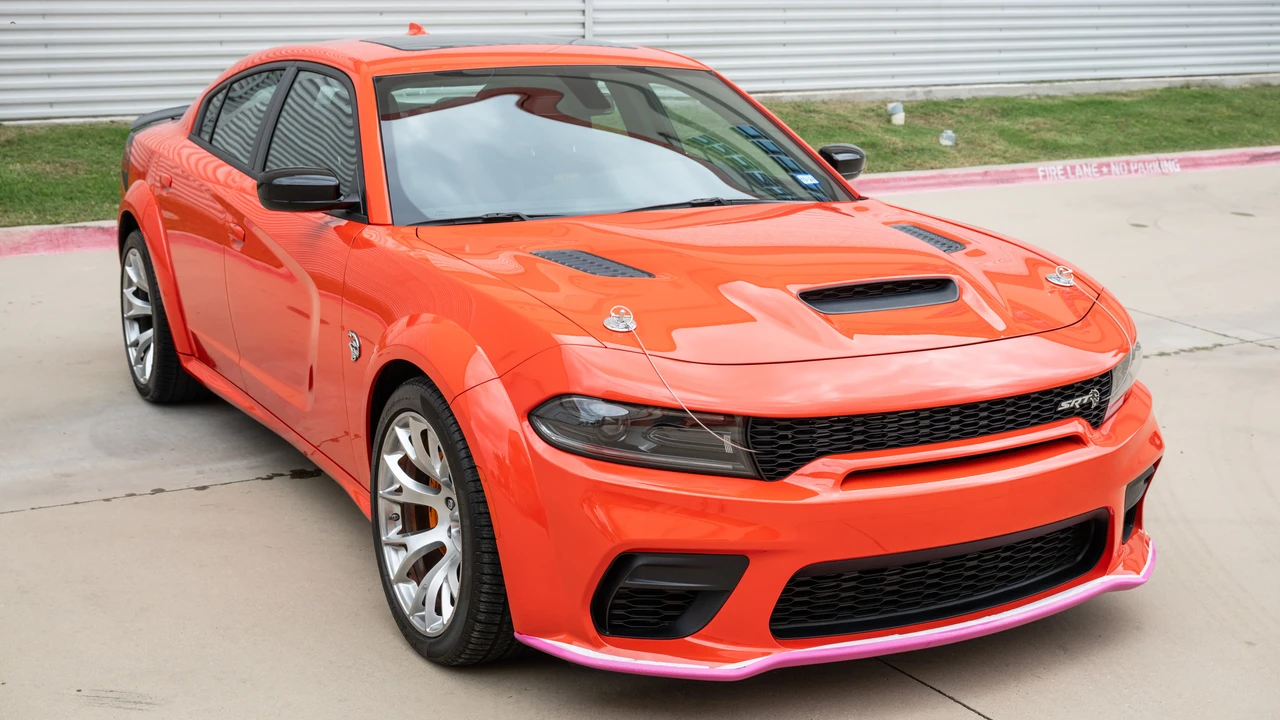 2023 Dodge Charger SRT Hellcat 7th Gen - Image 3 of 31