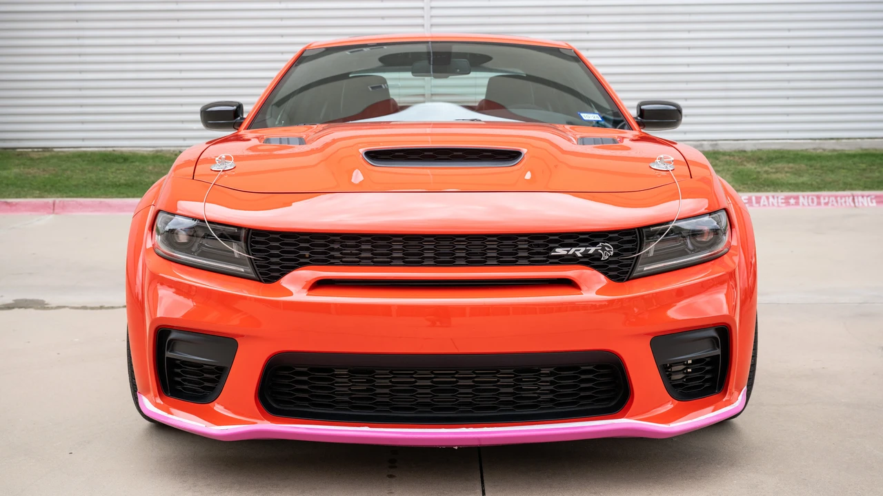 2023 Dodge Charger SRT Hellcat 7th Gen - Image 2 of 31