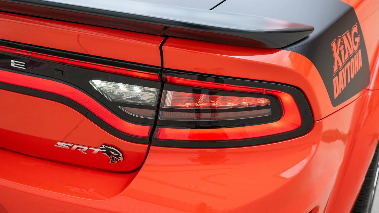 2023 Dodge Charger SRT Hellcat 7th Gen - Image 15 of 31