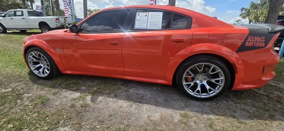 2023 Dodge Charger SRT Hellcat 7th Gen - Image 2 of 7