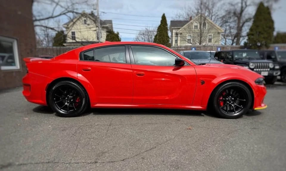 2023 Dodge Charger SRT Hellcat 7th Gen - Image 5 of 9