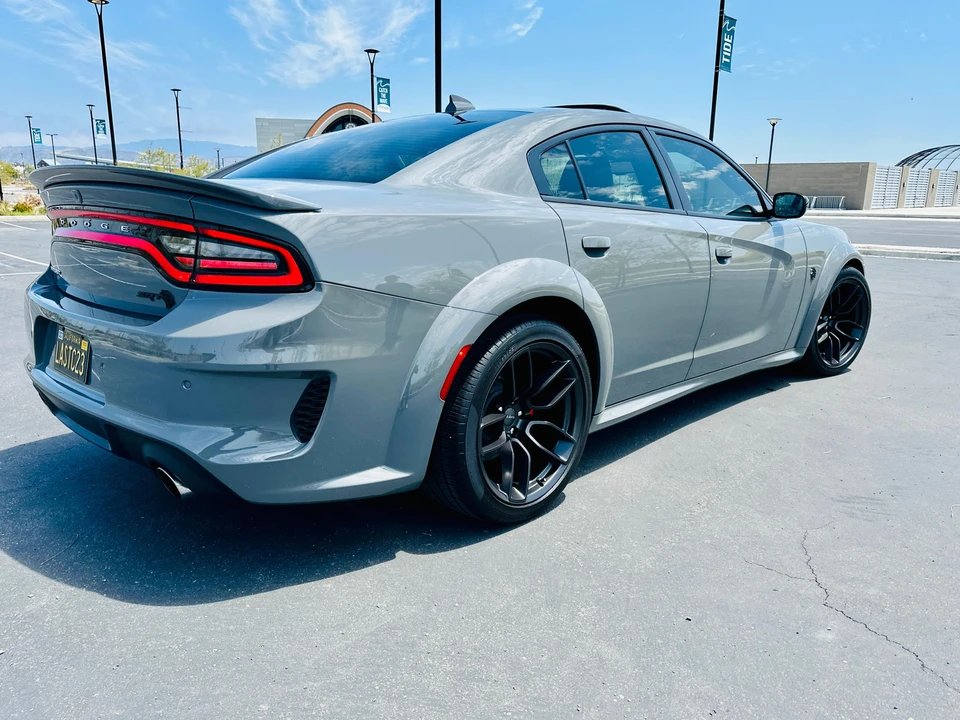 2023 Dodge Charger SRT Hellcat 7th Gen - Image 15 of 31