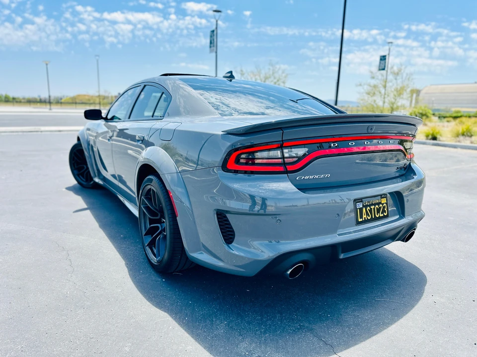 2023 Dodge Charger SRT Hellcat 7th Gen - Image 11 of 31
