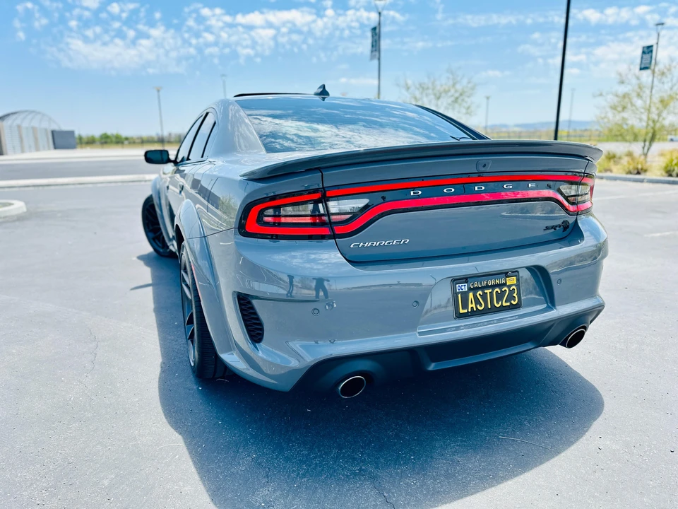 2023 Dodge Charger SRT Hellcat 7th Gen - Image 12 of 31