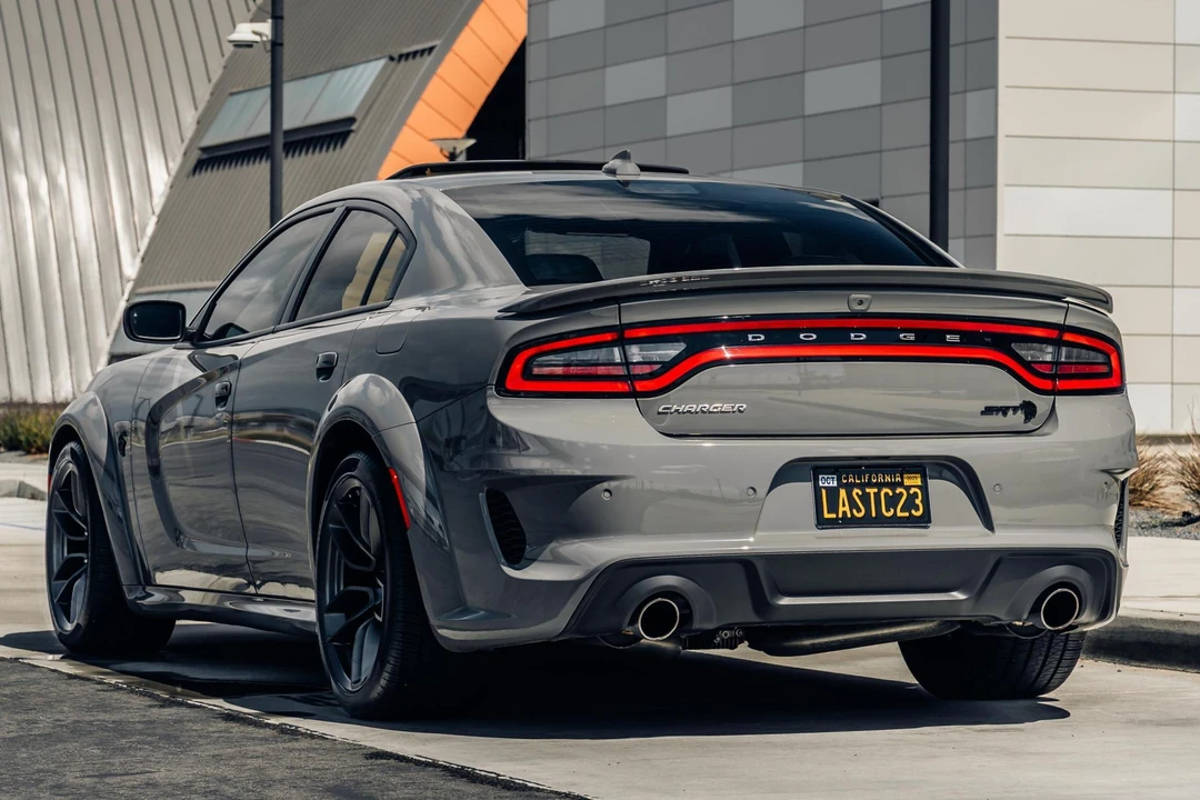2023 Dodge Charger SRT Hellcat 7th Gen - Image 4 of 31