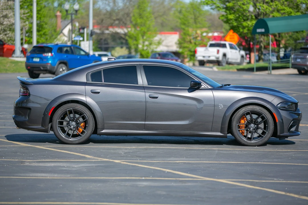 2023 Dodge Charger SRT Hellcat 7th Gen - Image 11 of 31