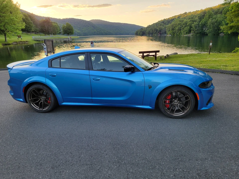 2023 Dodge Charger SRT Hellcat 7th Gen - Image 27 of 31