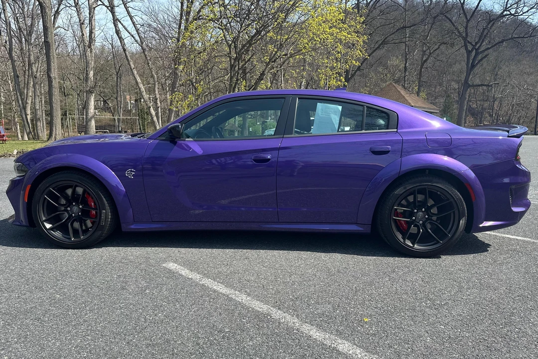 2023 Dodge Charger SRT Hellcat 7th Gen - Image 3 of 31