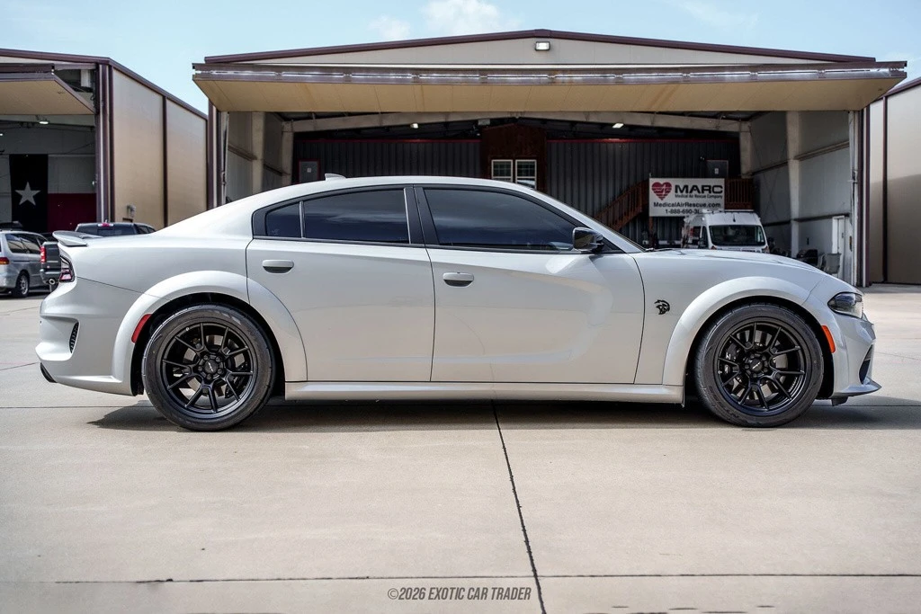 2023 Dodge Charger SRT Hellcat 7th Gen - Image 9 of 24
