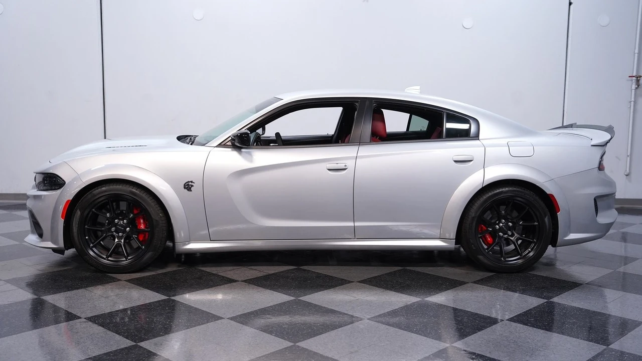 2023 Dodge Charger SRT Hellcat 7th Gen - Image 2 of 12