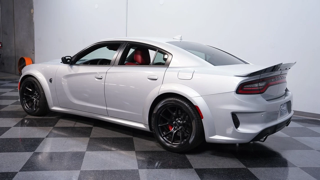 2023 Dodge Charger SRT Hellcat 7th Gen - Image 7 of 12