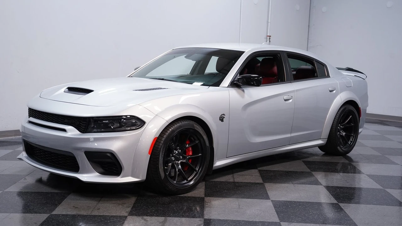 2023 Dodge Charger SRT Hellcat 7th Gen - Image 6 of 12