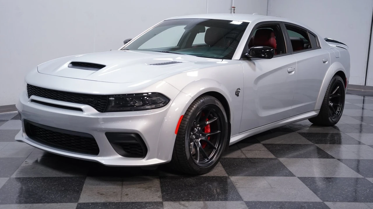 2023 Dodge Charger SRT Hellcat 7th Gen - Image 5 of 12