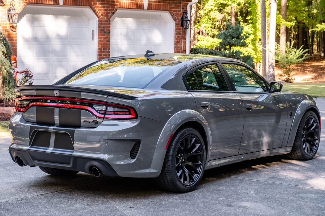 2023 Dodge Charger SRT Hellcat 7th Gen - Image 12 of 31