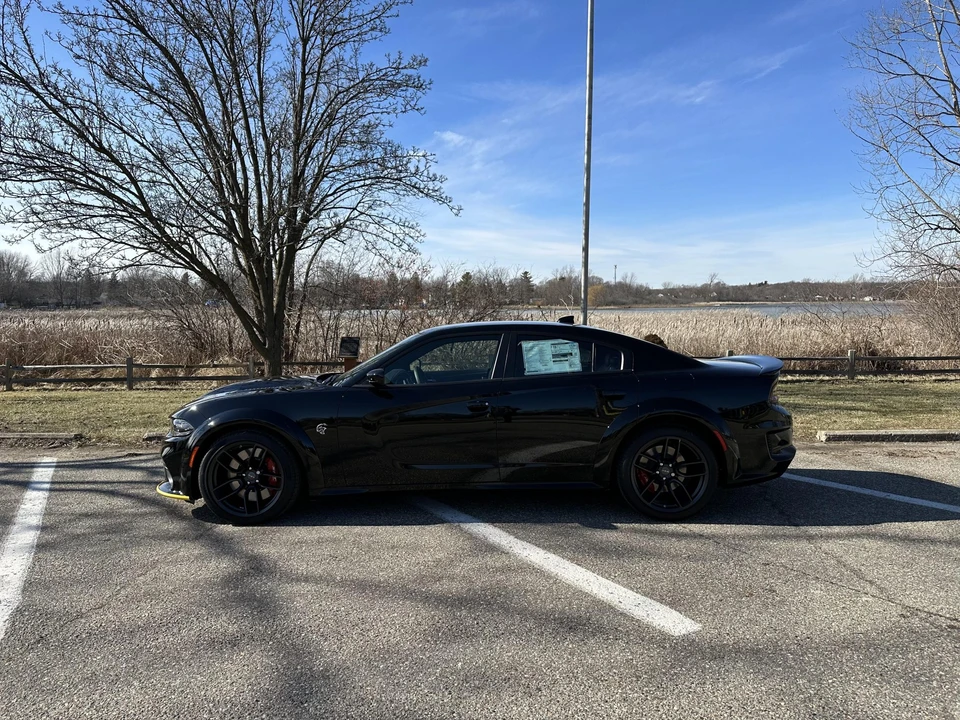 2023 Dodge Charger SRT Hellcat 7th Gen - Image 11 of 31