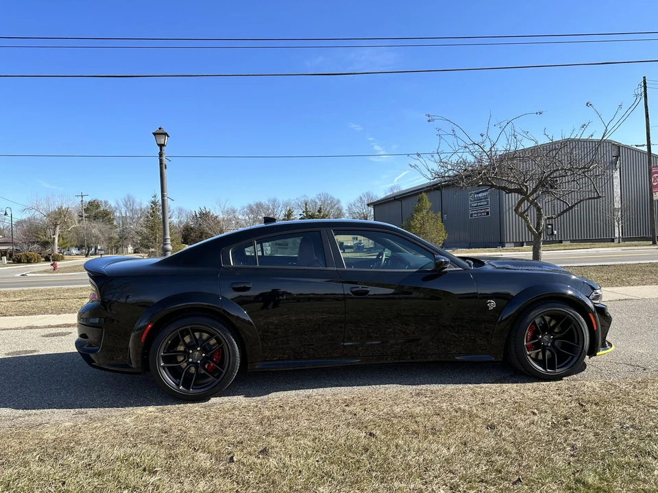 2023 Dodge Charger SRT Hellcat 7th Gen - Image 7 of 31