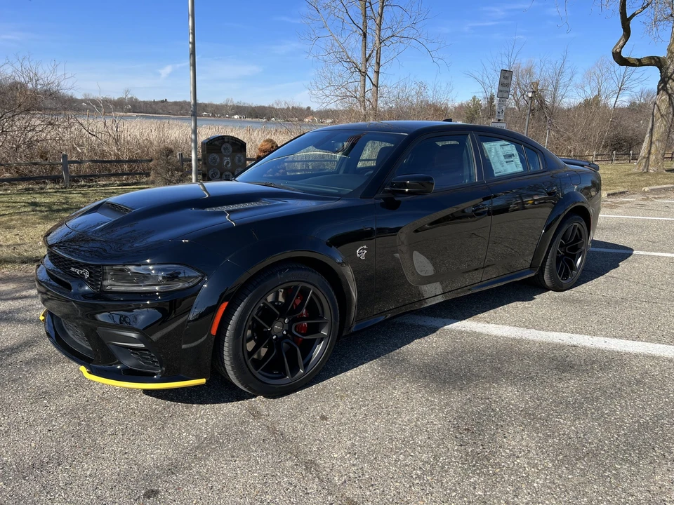 2023 Dodge Charger SRT Hellcat 7th Gen - Image 2 of 31