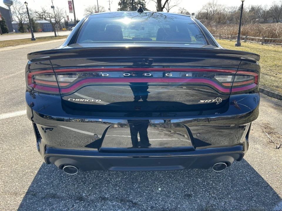 2023 Dodge Charger SRT Hellcat 7th Gen - Image 9 of 31
