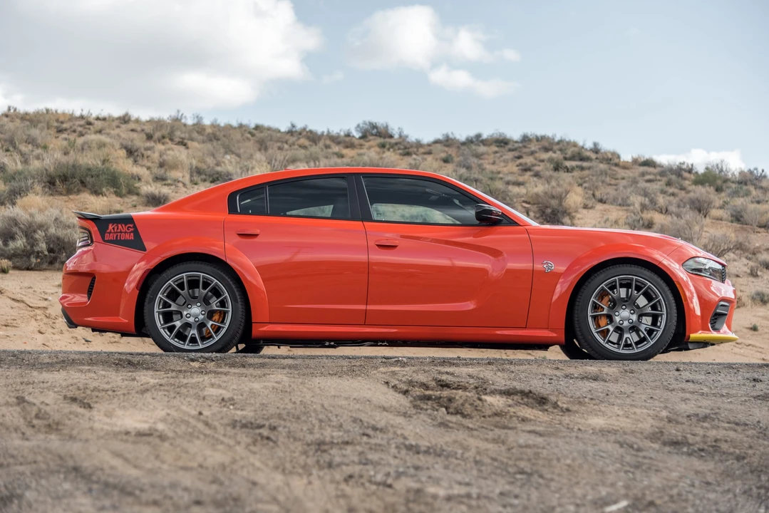 2023 Dodge Charger SRT Hellcat 7th Gen - Image 3 of 31