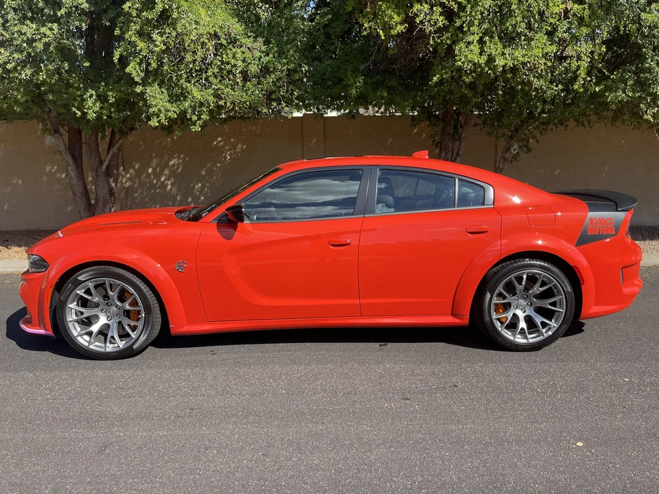 2023 Dodge Charger SRT Hellcat 7th Gen - Image 19 of 31