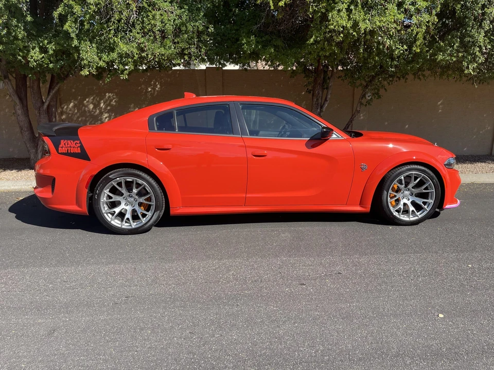 2023 Dodge Charger SRT Hellcat 7th Gen - Image 10 of 31