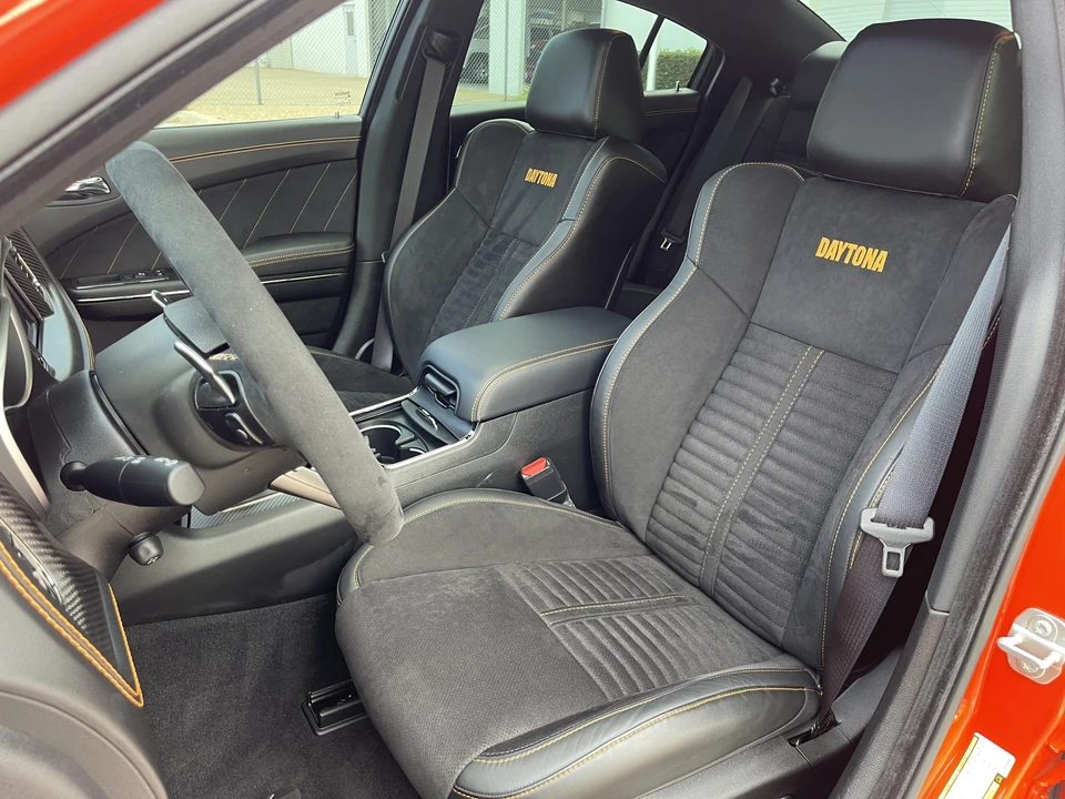 2023 Dodge Charger SRT Hellcat 7th Gen - Image 29 of 31