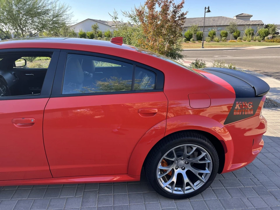 2023 Dodge Charger SRT Hellcat 7th Gen - Image 16 of 31