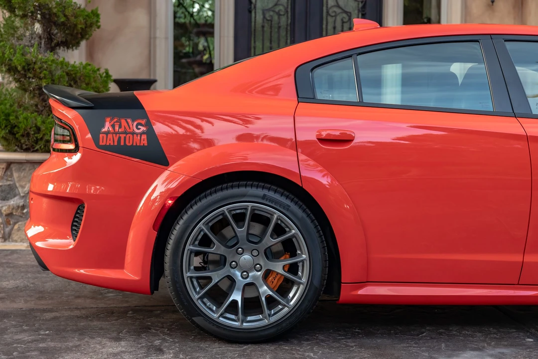 2023 Dodge Charger SRT Hellcat 7th Gen - Image 19 of 31