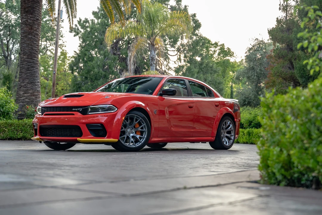 2023 Dodge Charger SRT Hellcat 7th Gen - Image 4 of 31