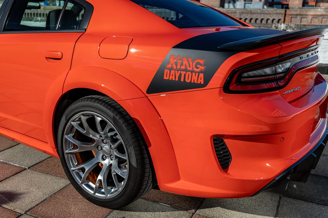 2023 Dodge Charger SRT Hellcat 7th Gen - Image 16 of 31