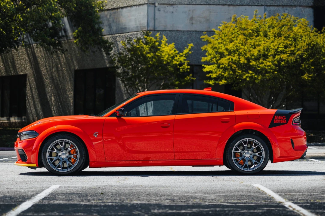 2023 Dodge Charger SRT Hellcat 7th Gen - Image 7 of 31