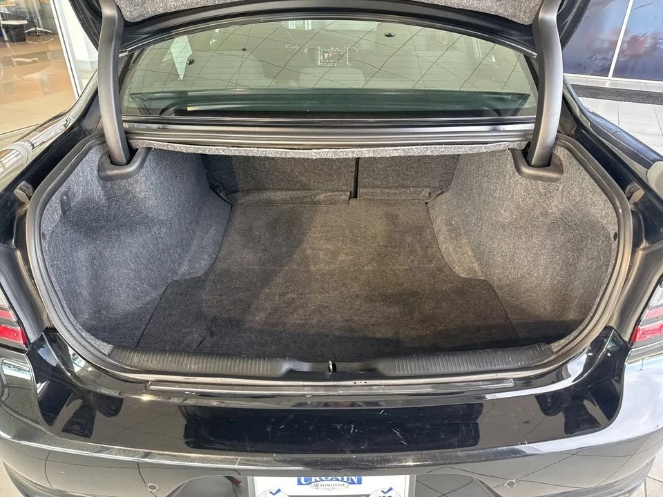 2023 Dodge Charger 7th Gen - Image 9 of 16