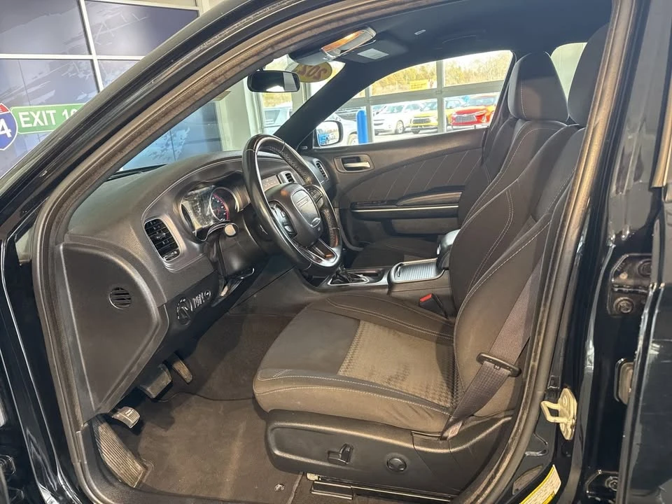 2023 Dodge Charger 7th Gen - Image 14 of 16