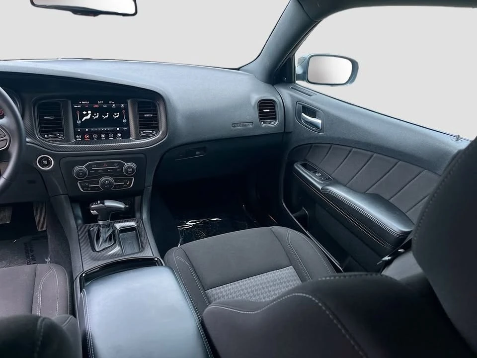 2023 Dodge Charger 7th Gen - Image 13 of 20