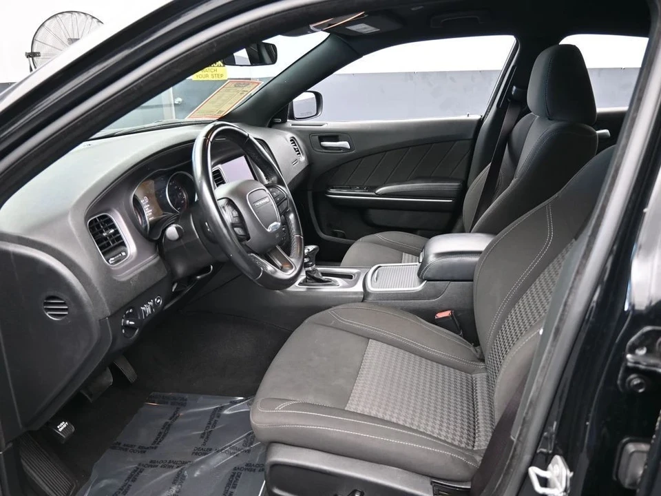 2023 Dodge Charger 7th Gen - Image 11 of 12