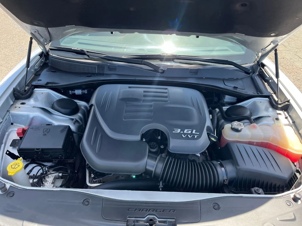 2023 Dodge Charger 7th Gen - Image 28 of 31