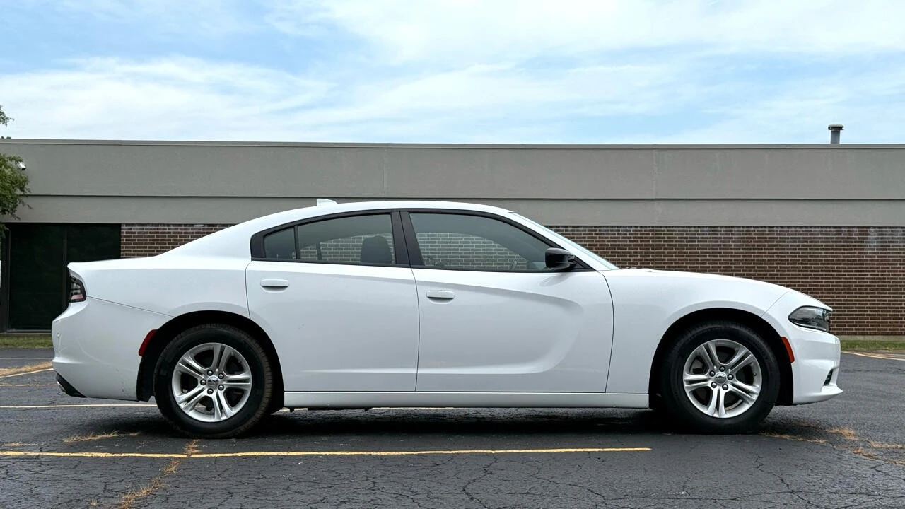 2023 Dodge Charger 8th Gen - Image 10 of 21