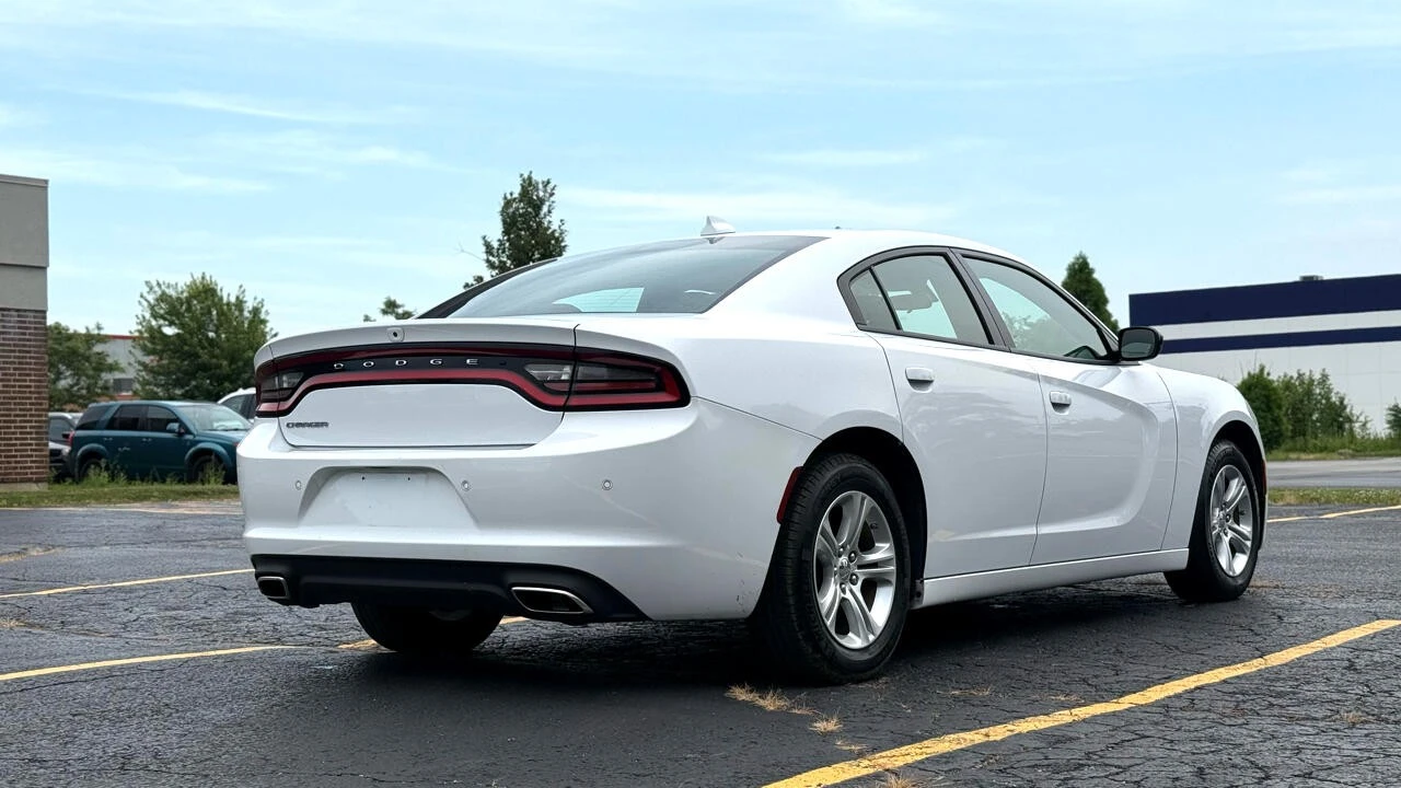 2023 Dodge Charger 8th Gen - Image 9 of 21