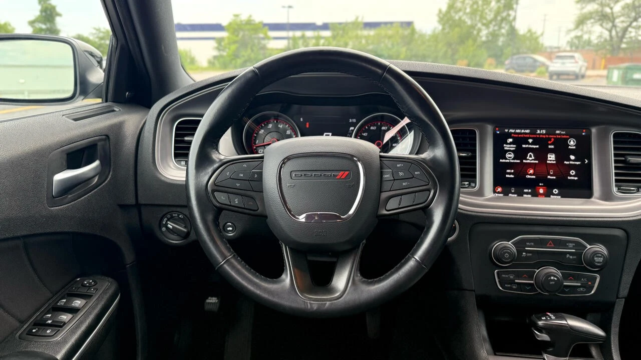 2023 Dodge Charger 8th Gen - Image 17 of 21