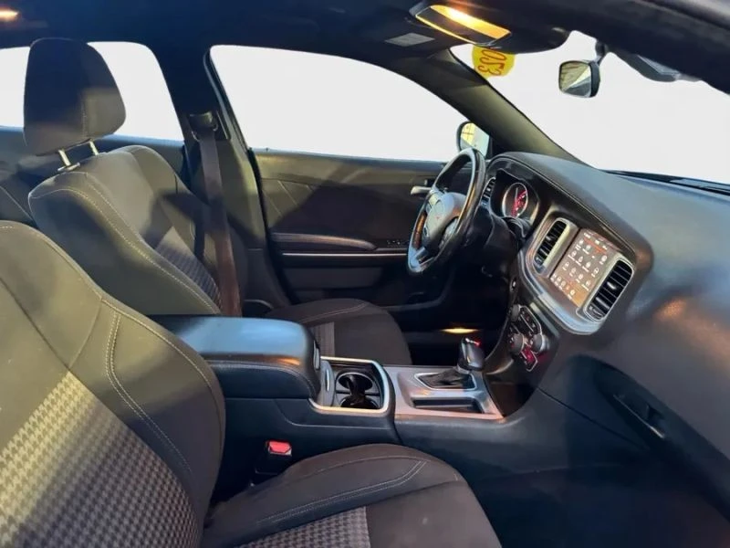 2023 Dodge Charger 7th Gen - Image 9 of 12