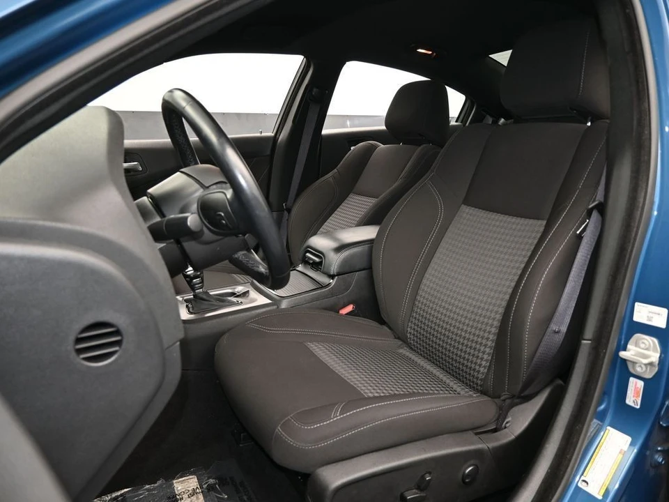 2023 Dodge Charger 7th Gen - Image 10 of 12