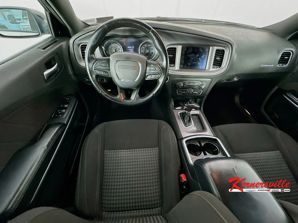 2023 Dodge Charger 7th Gen - Image 9 of 24