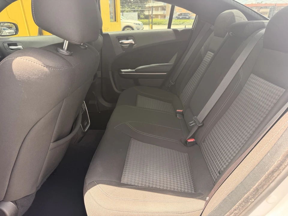 2023 Dodge Charger 7th Gen - Image 17 of 19