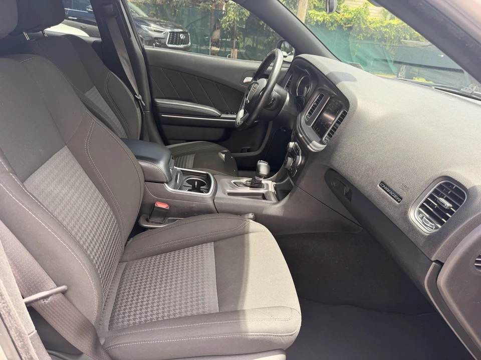 2023 Dodge Charger 7th Gen - Image 15 of 19