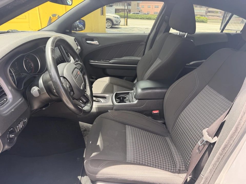 2023 Dodge Charger 7th Gen - Image 14 of 19