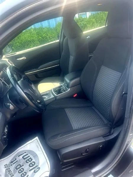 2023 Dodge Charger 8th Gen - Image 5 of 12